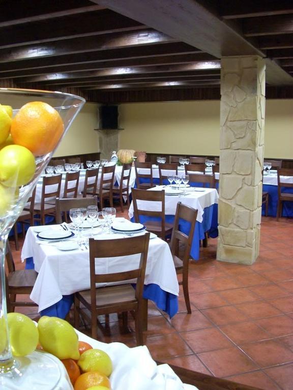 El Porton De La Huebra Hotel Vecinos ภายนอก รูปภาพ